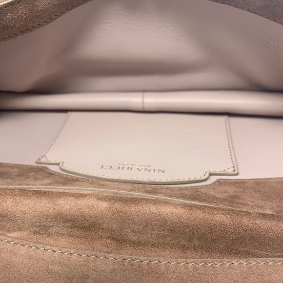 Nina Ricci Floral Arc Clutch - Picture 3 of 16